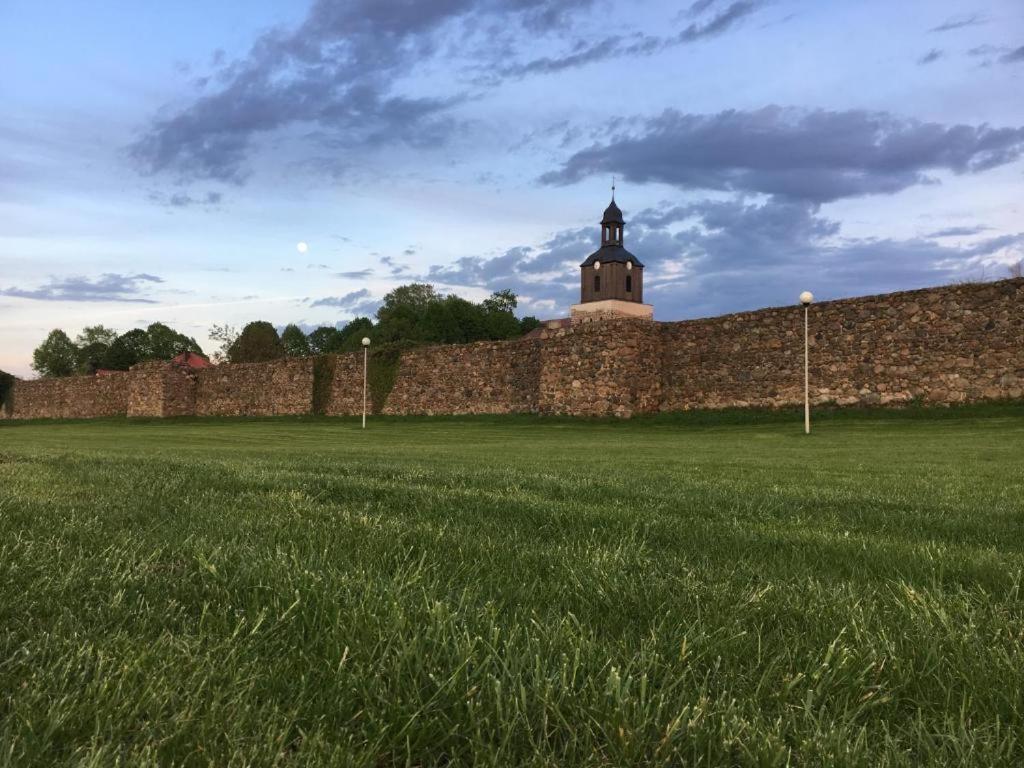 Villa Osada Ladimorg Moryn Esterno foto
